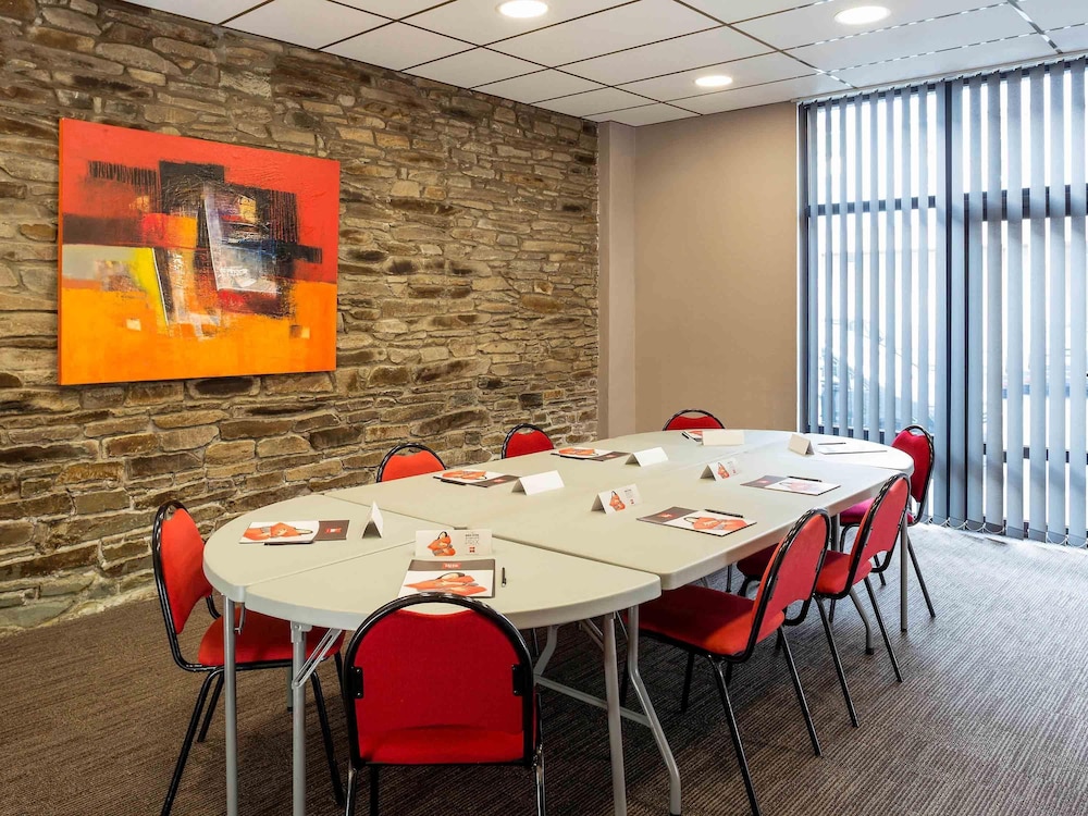 Ibis Lannion Cote De Granit Rose 33/39