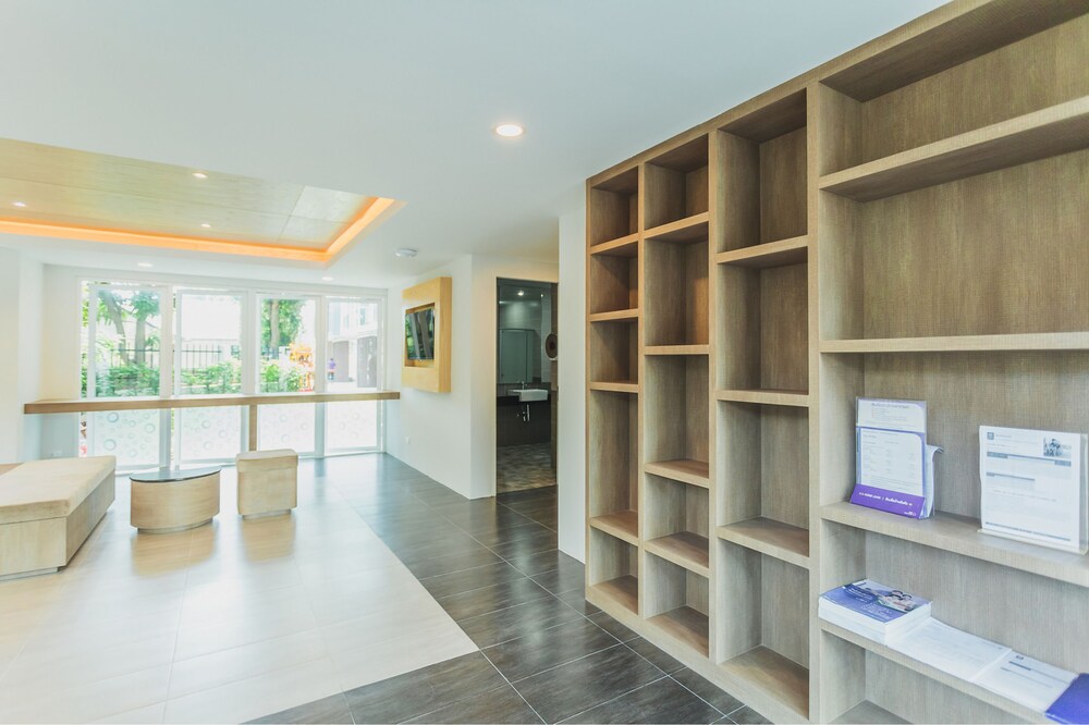 Condo in Kata in Ozone - Unit A708 8/23