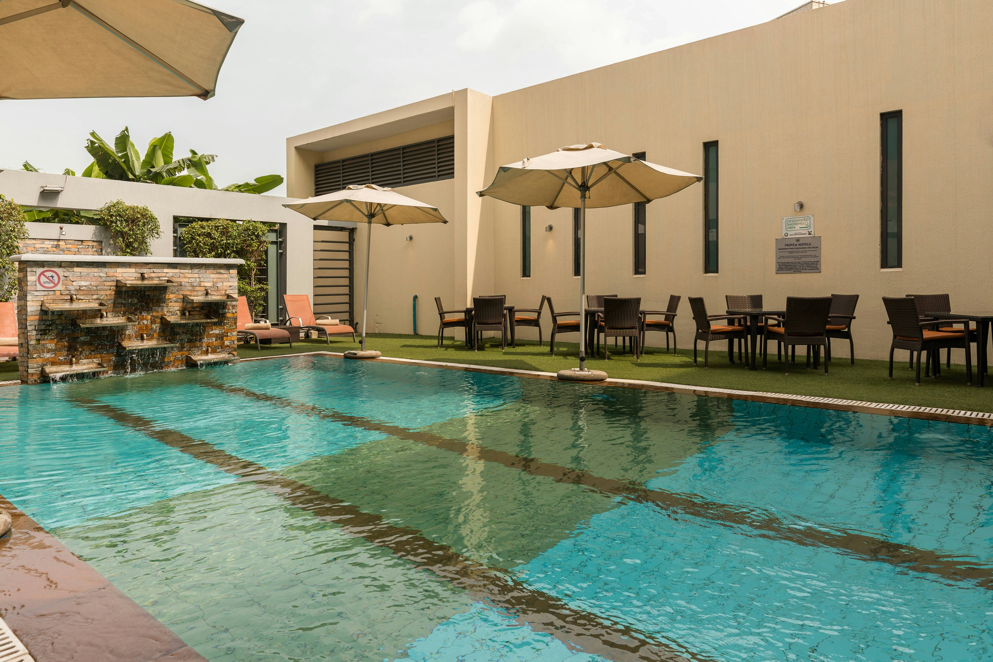 Protea Hotel Select Ikeja 21/22