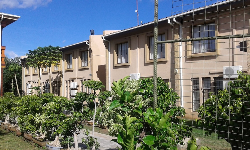 Adansonia Hotel 1/34