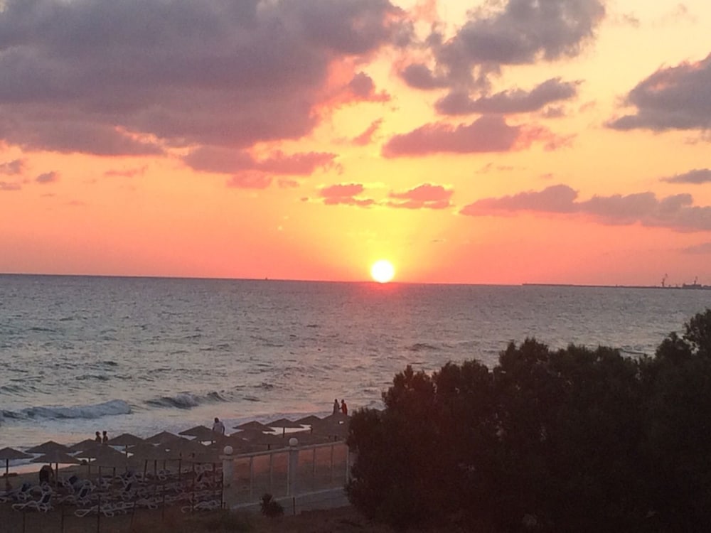 Aptera Beach 41/46