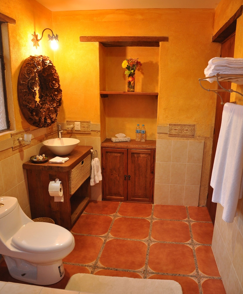 Eco Hotel Ixhi 74/74