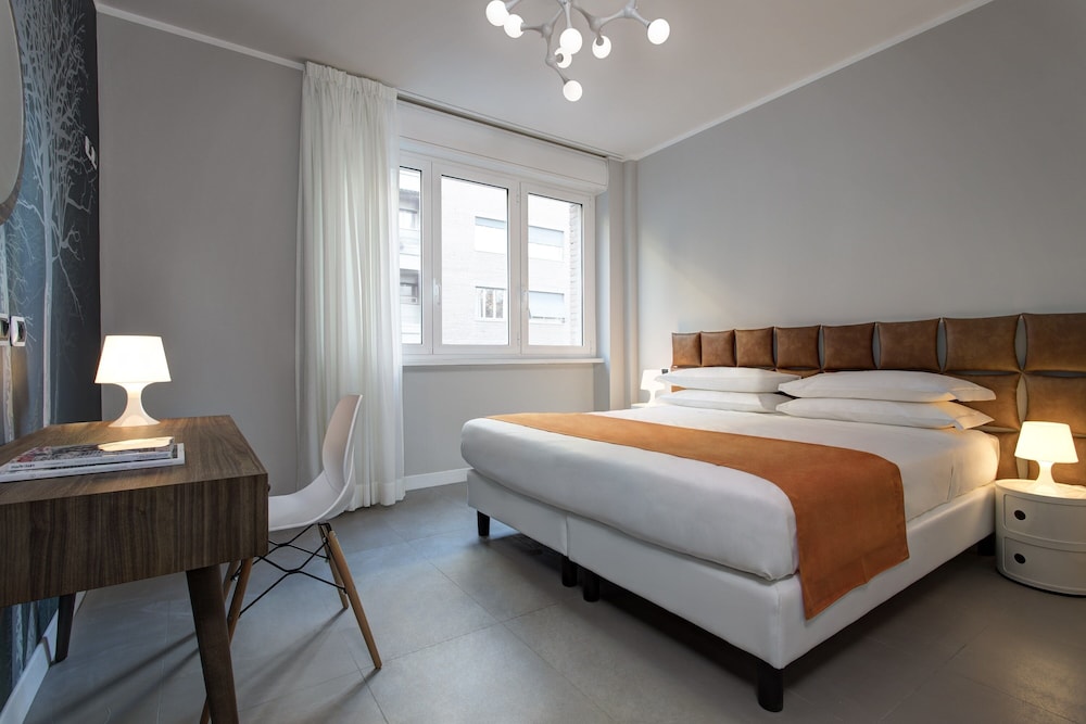 DELUXE, APARTMENT