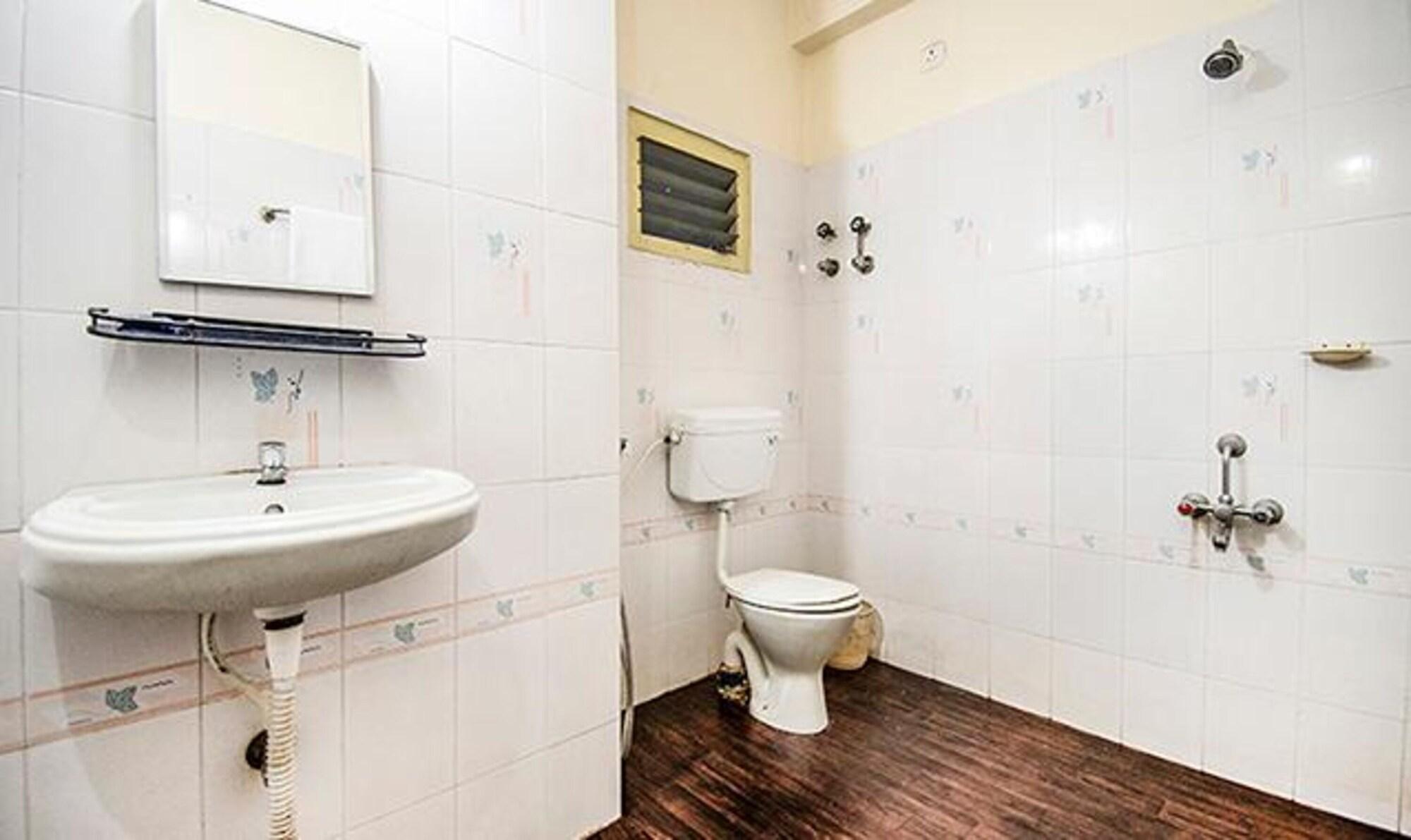 Fabhotel Aditya Yatri Nivas 25/26