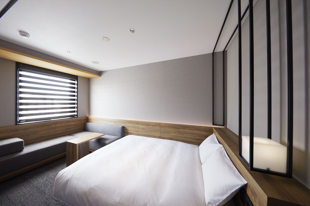 HOTEL ANDROOMS SHIN-OSAKA 12/41