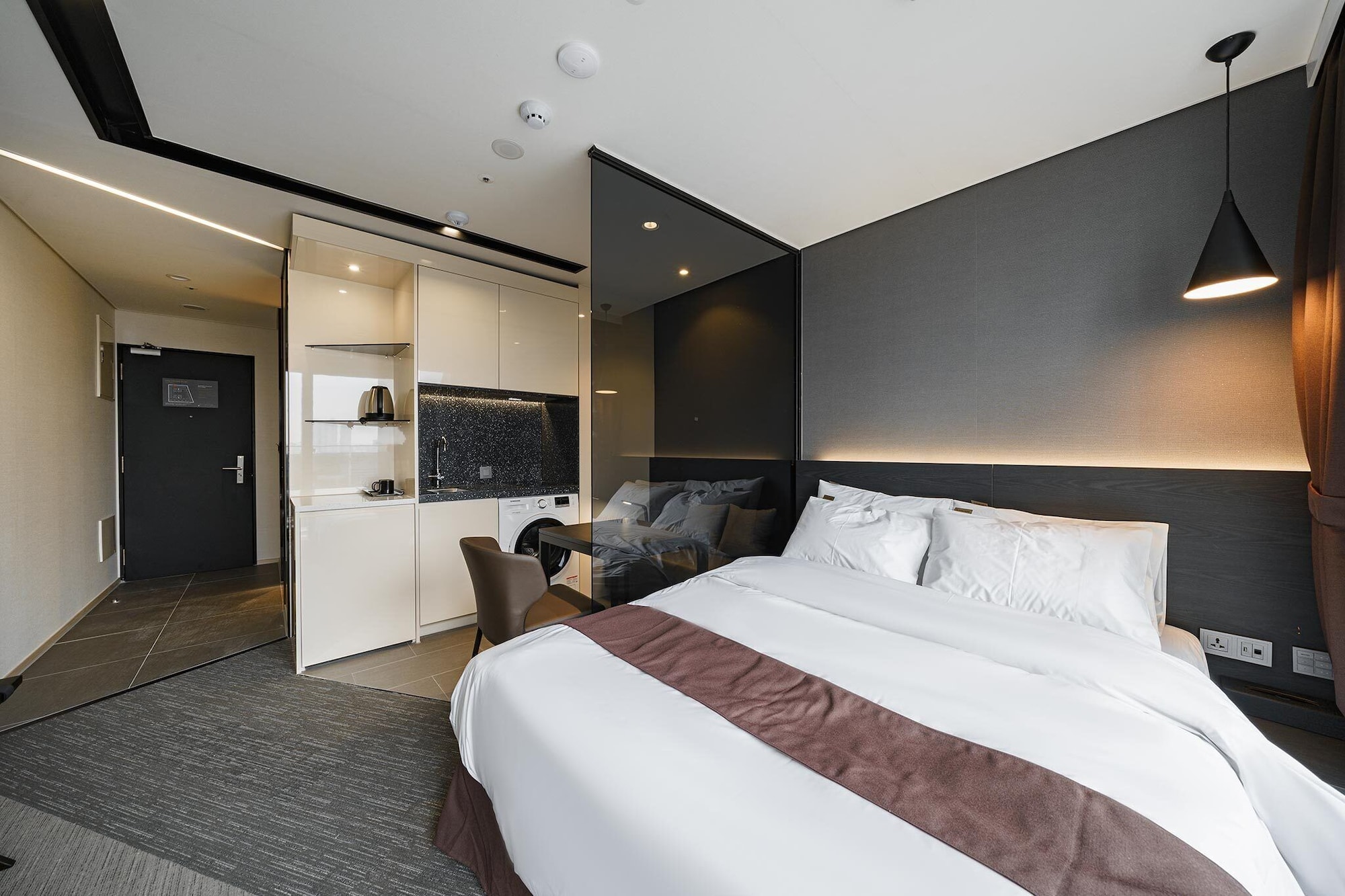 STANDARD, DOUBLE BED