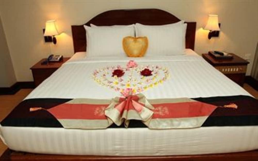 King Fy Hotel 16/48