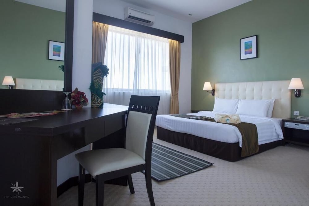 Hotel Seri Malaysia Kepala Batas 12/35