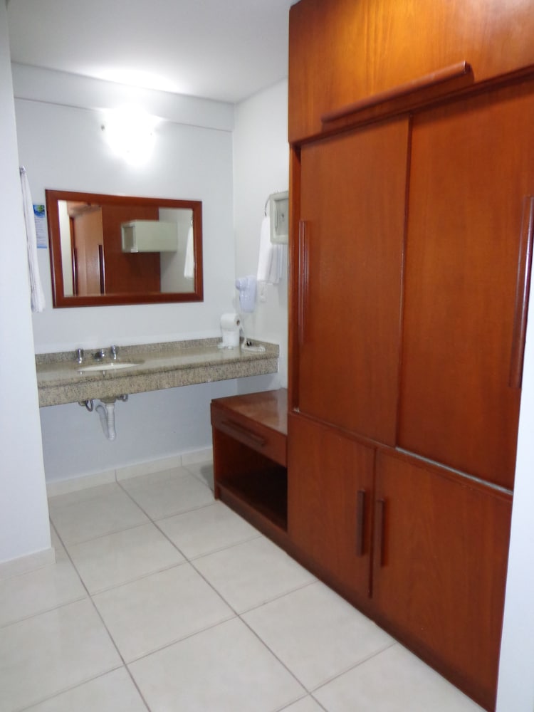 Foz Presidente Comfort Hotel 61/61
