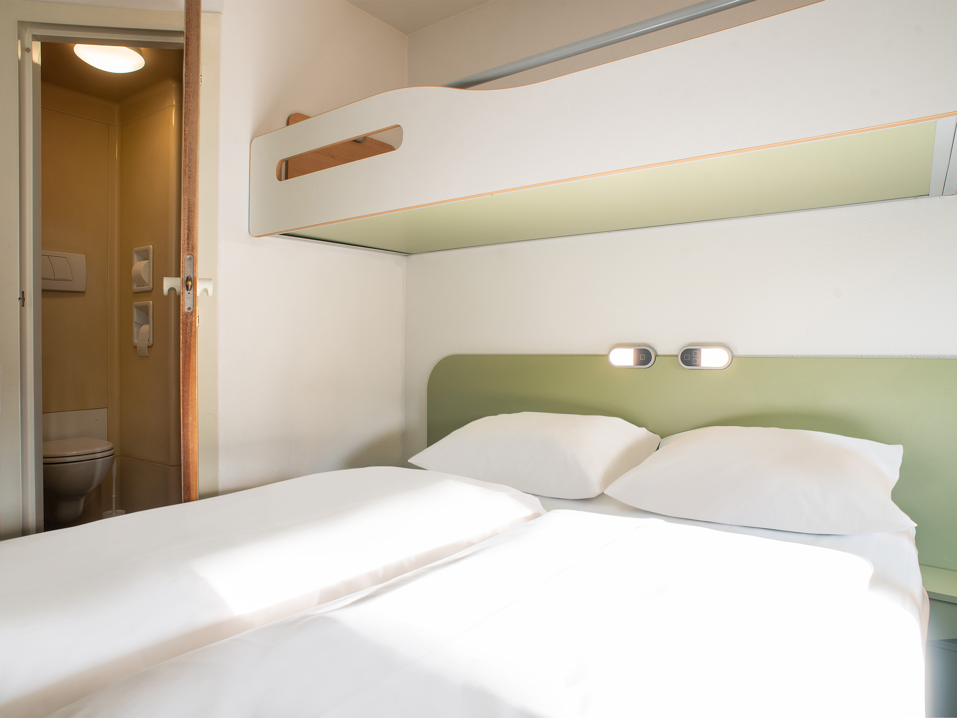 B&B HOTEL Düren 7/34