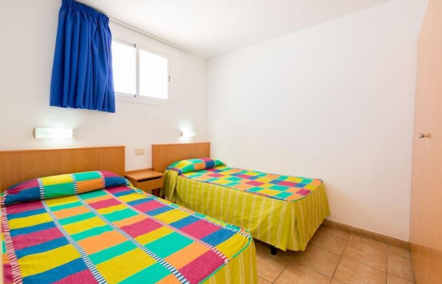 Karina Apartments 23/28