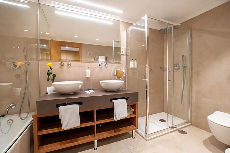 Aparto Hotel Rosales 22/24