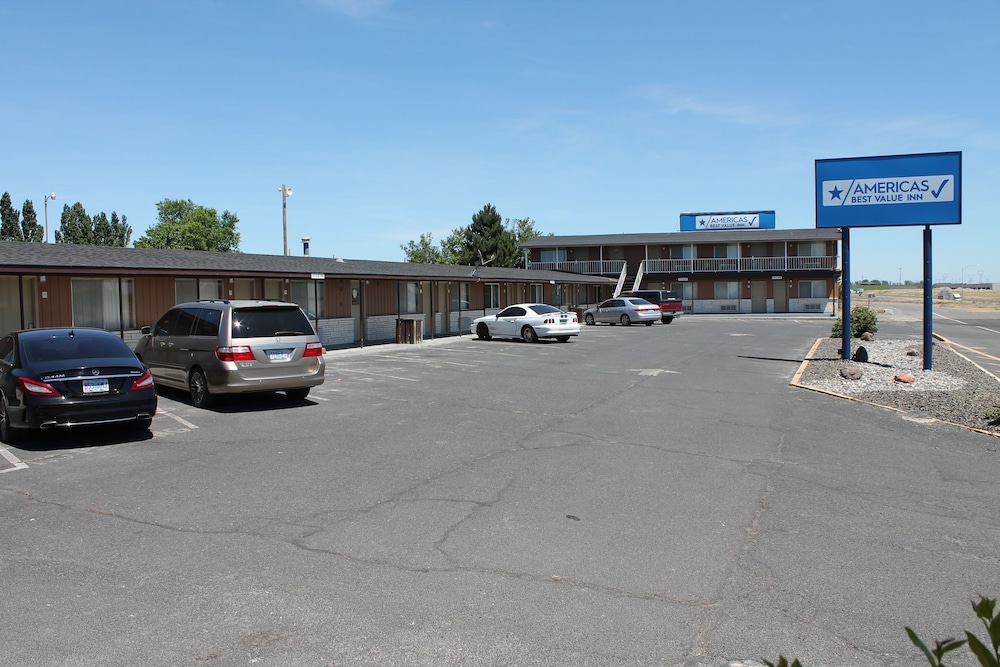 Americas Best Value Inn Boardman 2/12