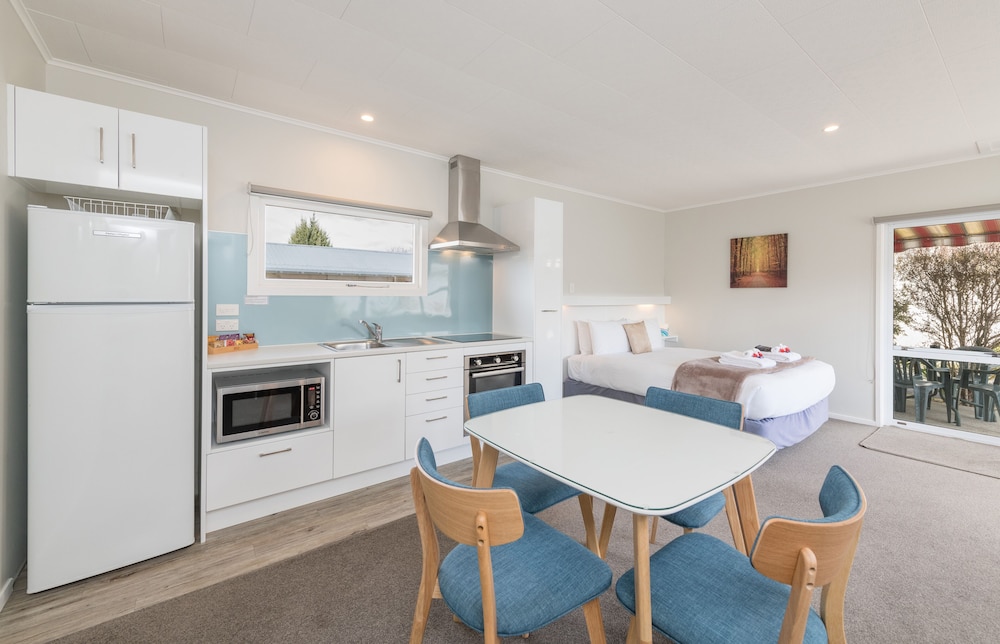 Abbey Court Motel 20/32