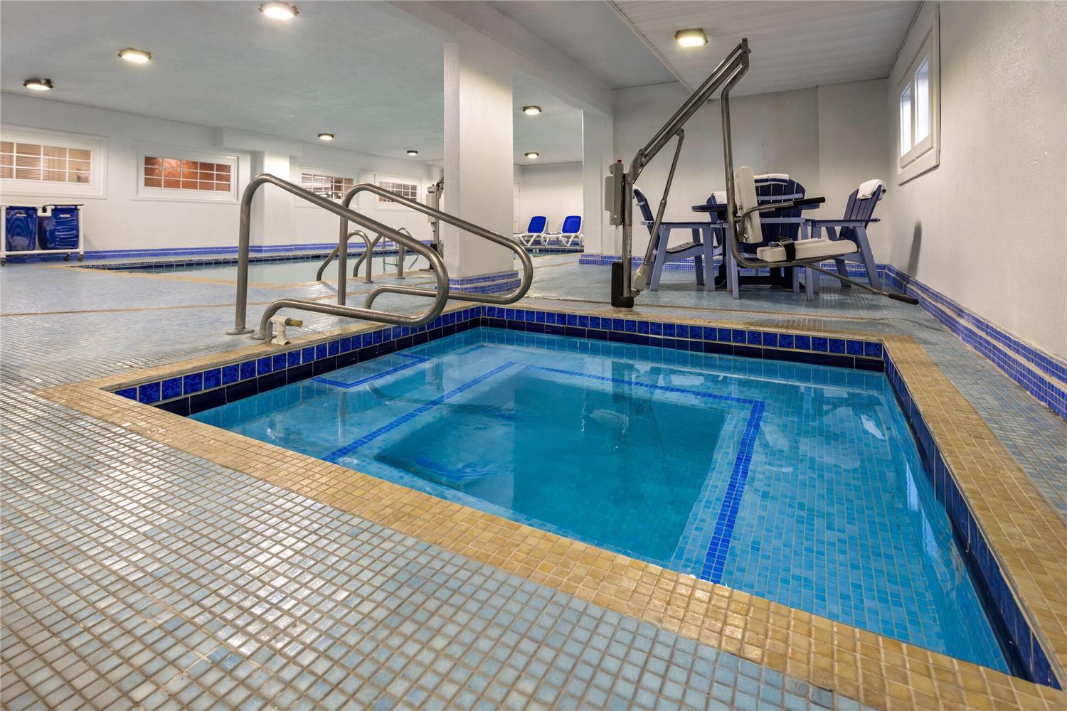 Howard Johnson Plaza Hotel By Wyndham Ocean City Oceanfront 15/31