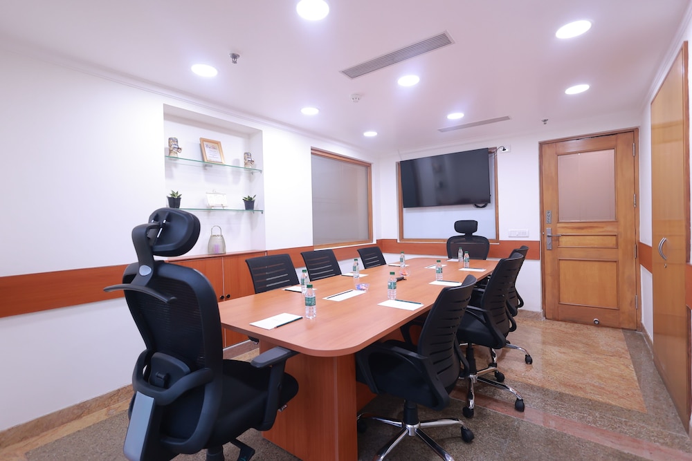SAVOY SUITES Noida 25/34