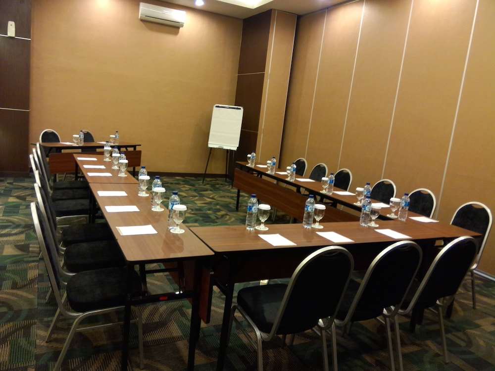 Agria Bogor Hotel 47/53