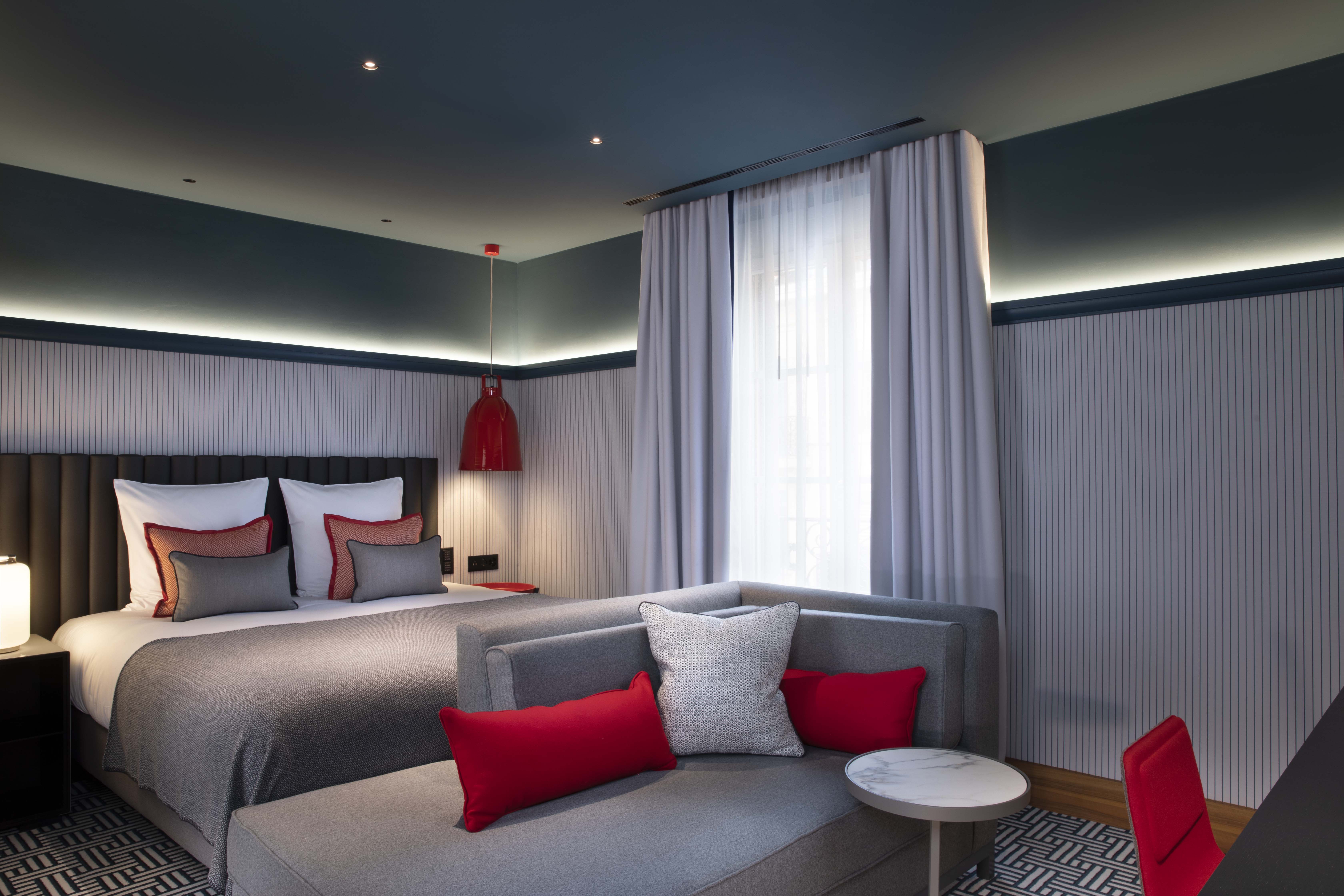 Room at Hotel D Geneva, GENEVA