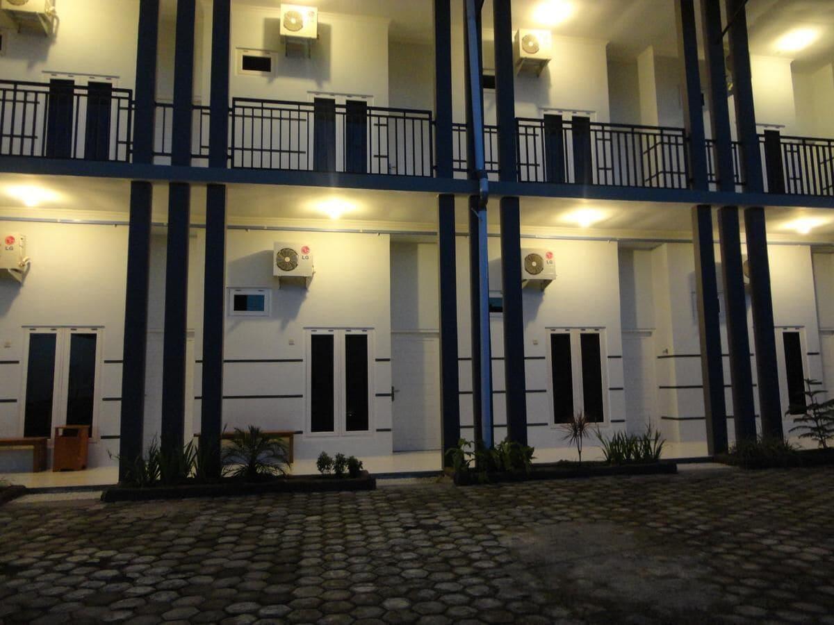 Pendowo Huis Guest House 10/11