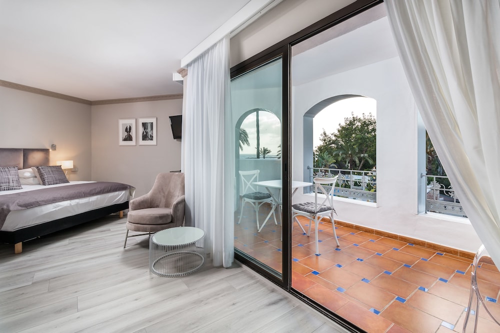 Boutique Hotel B51 (ex. Park Plaza Suites Hotel) 16/65