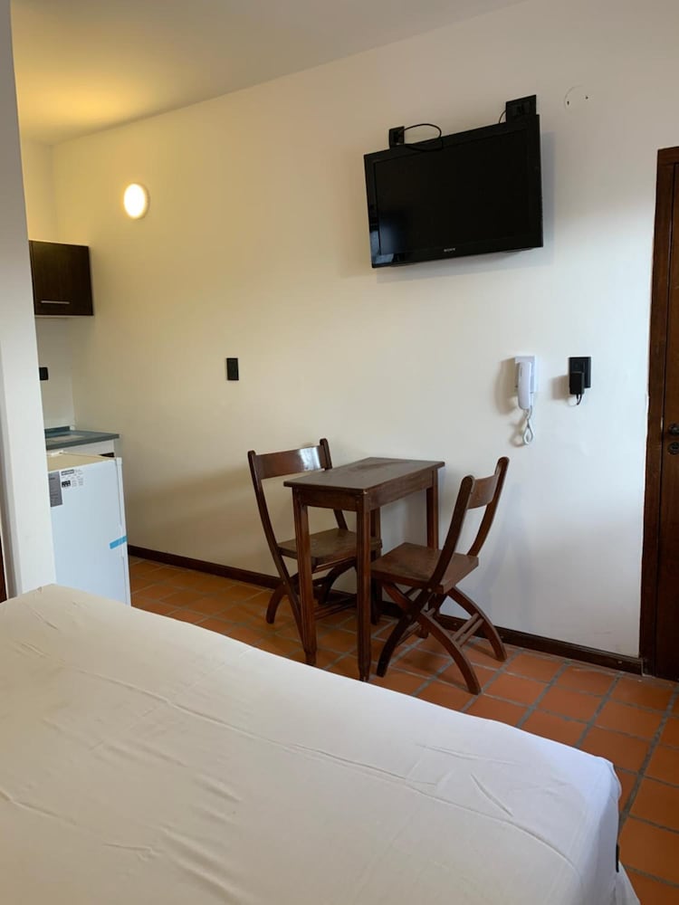 Donna Alda Hotel 6/25