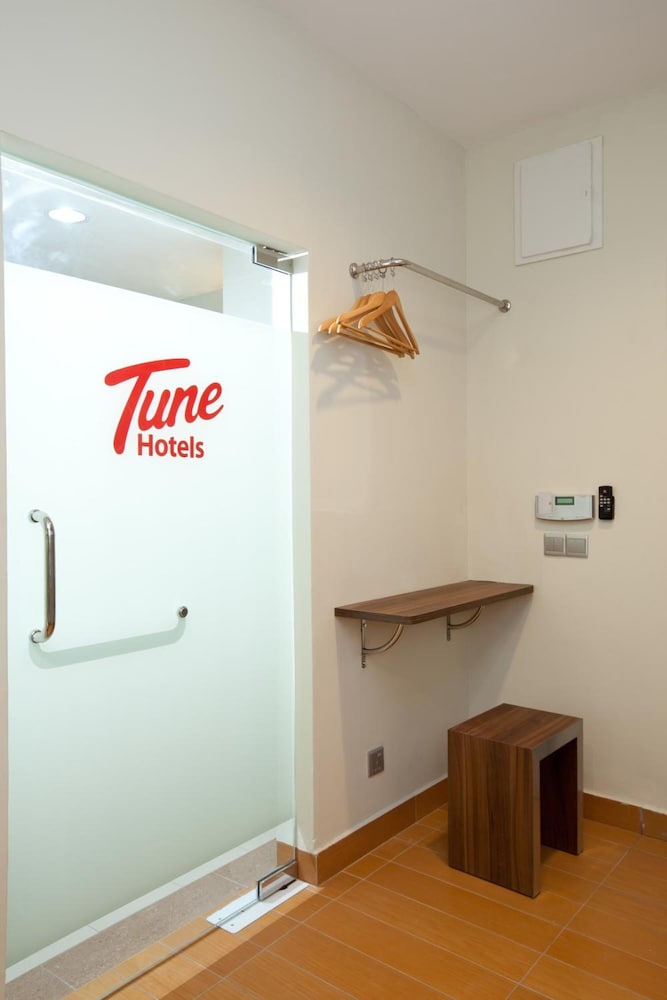 Tune Hotel Kota Bahru 10/36