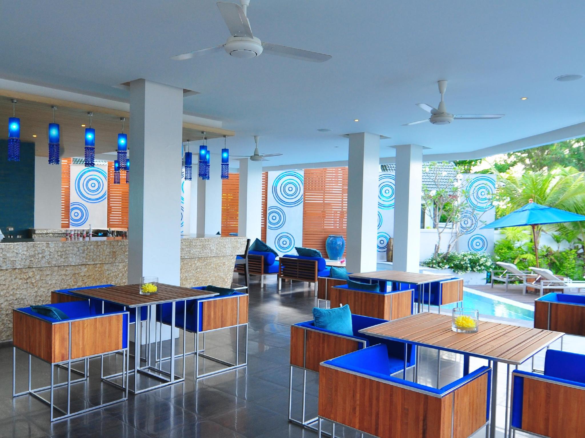 Beachfront Phuket 6/29