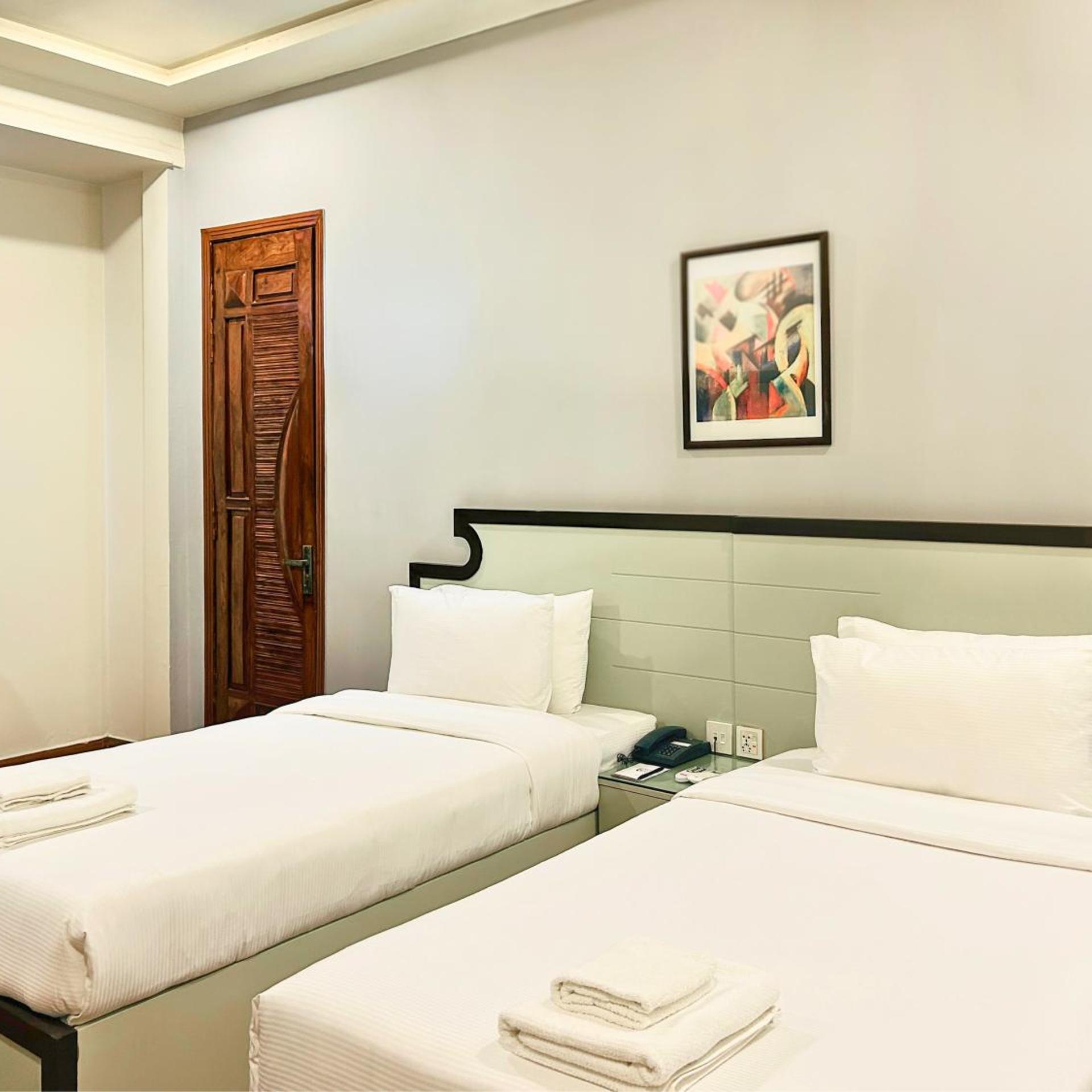 Hotel One University Sukkur 30/65