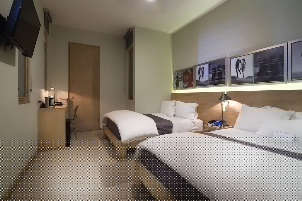 Billini Hotel 18/75