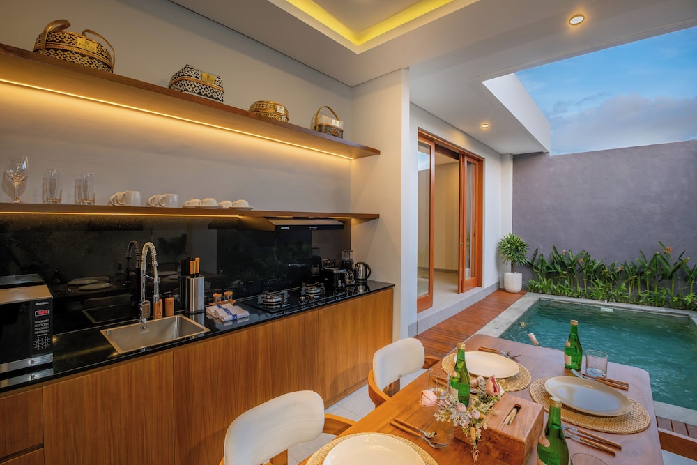 Karaya Villas Umalas 6/40