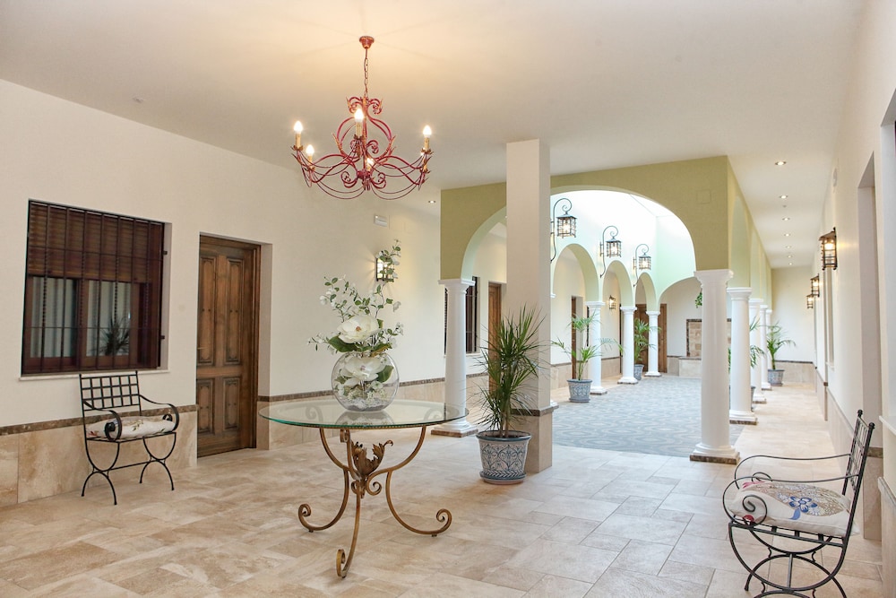 HOSTAL GARLU 30/41