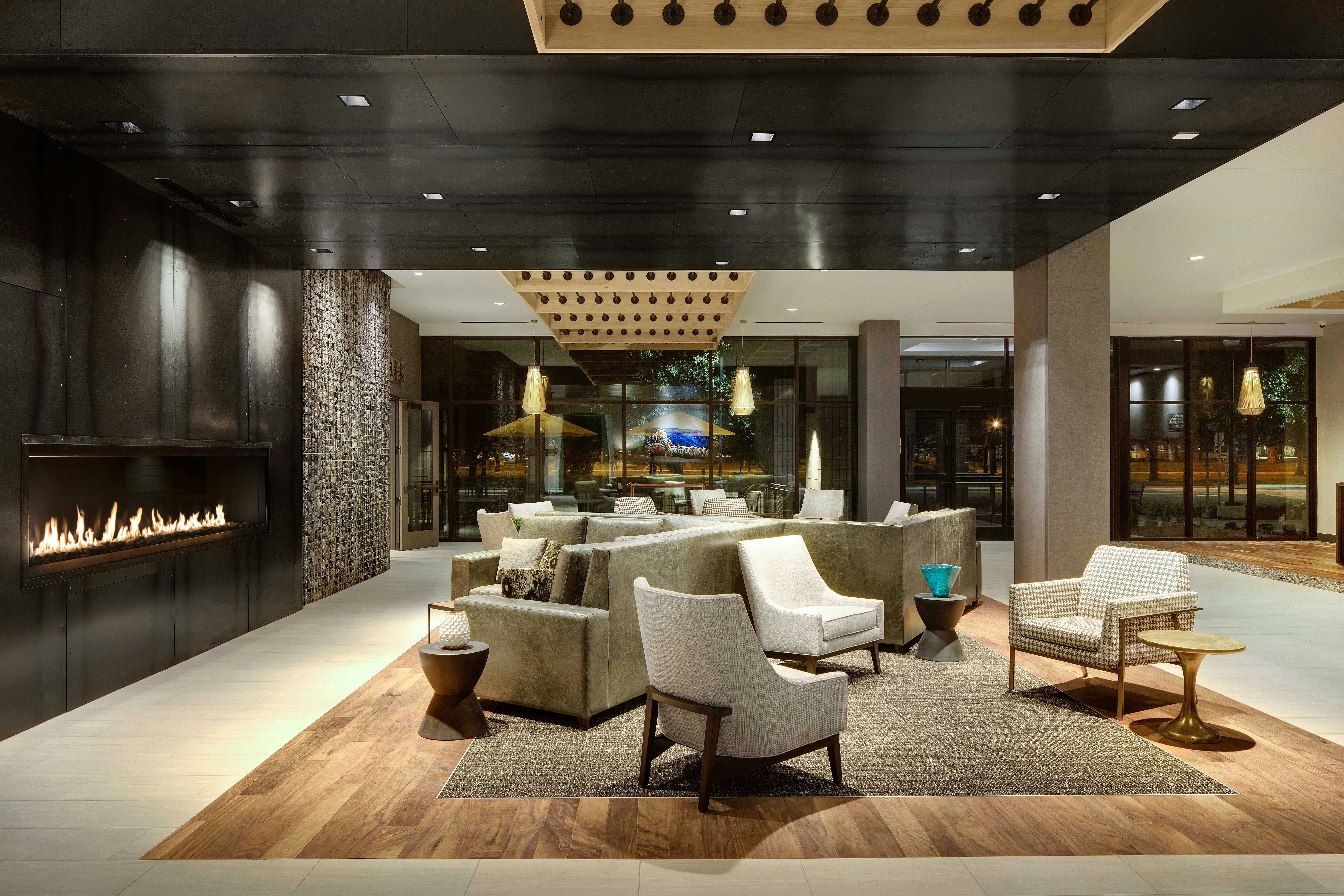 Doubletree By Hilton Greeley At Lincoln Park 22/50