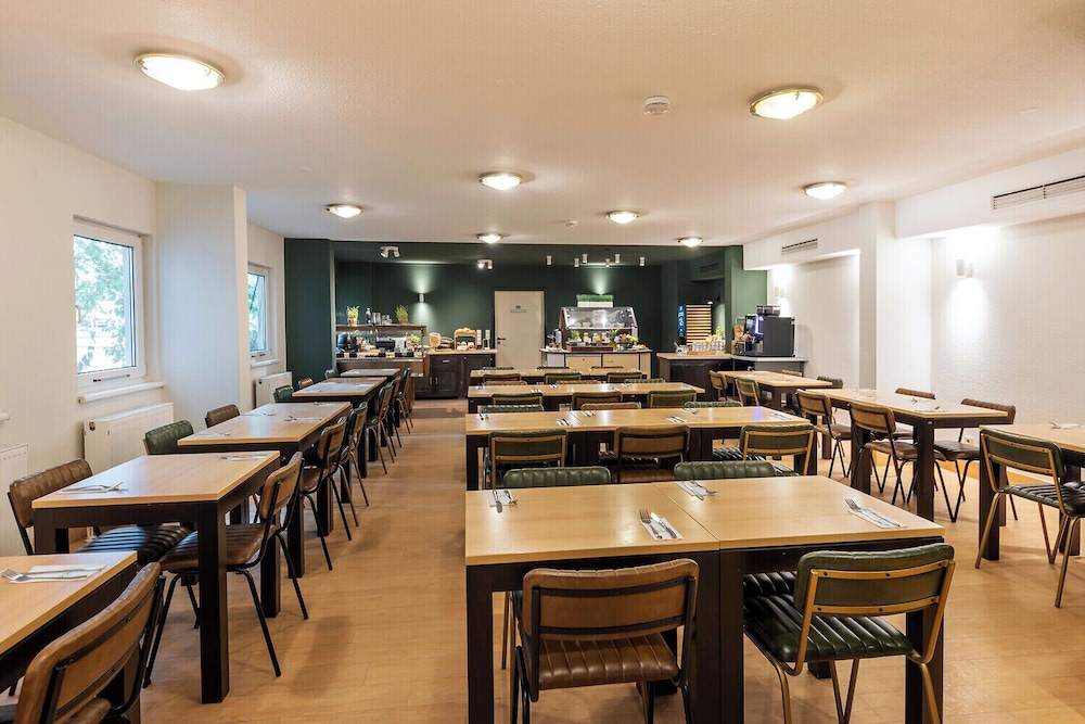 Achat Hotel Darmstadt Griesheim 50/74