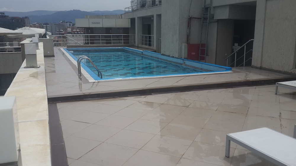 Momona Hotel 27/64