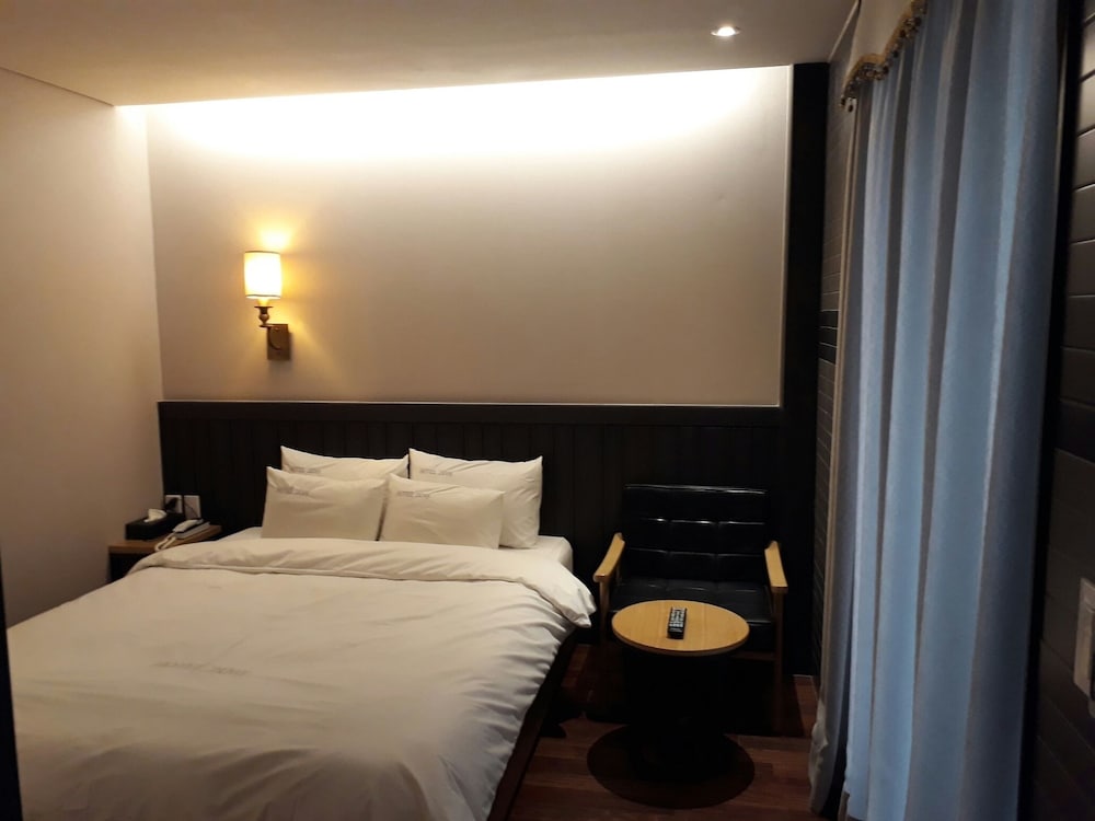 2Day Hotel 16/50