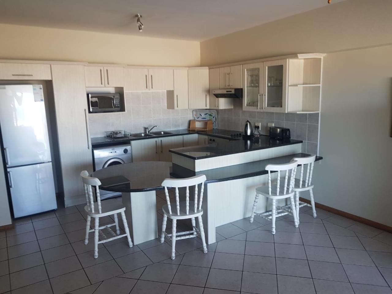 Seashells Holiday Self Catering Apartments 25/37