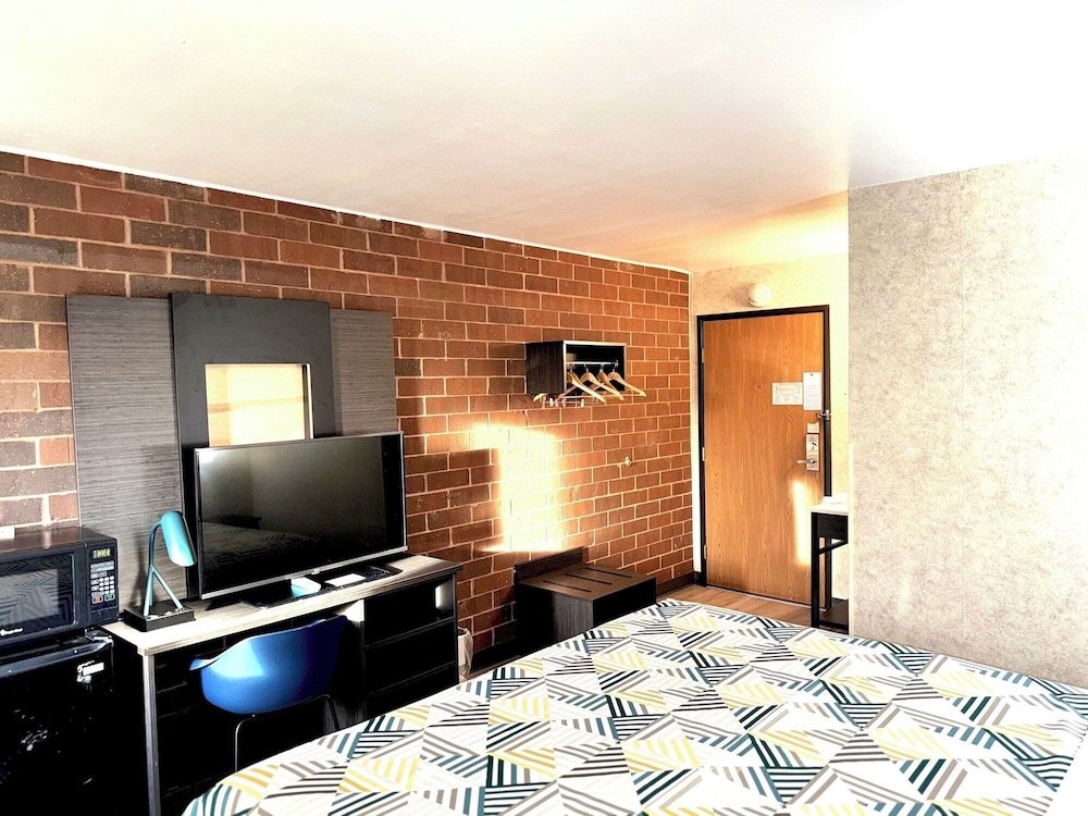 Motel6 Eau Claire, WI 31/49