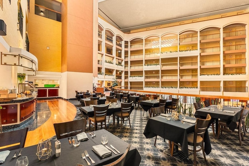 Sydney Harbour Hotel 54/71