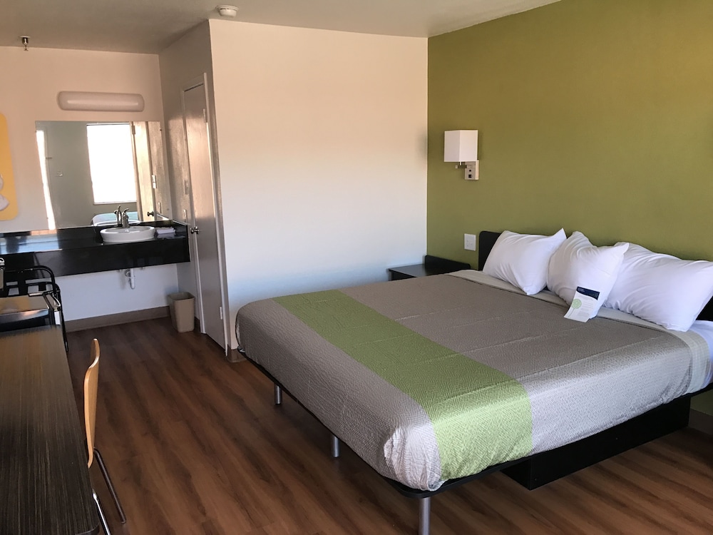 Motel6 Abilene, Tx - East 27/60