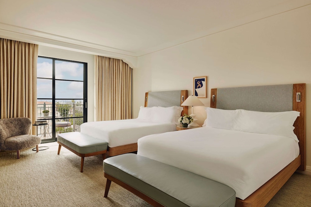 ROOM, 2 QUEEN BEDS, BALCONY