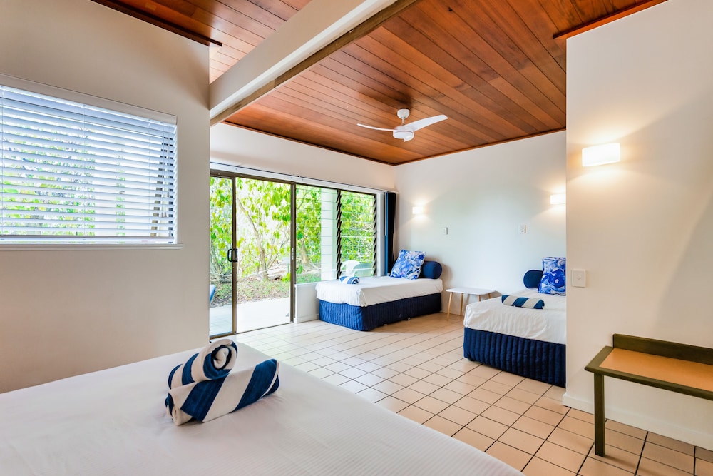 Heron Island Resort 8/70