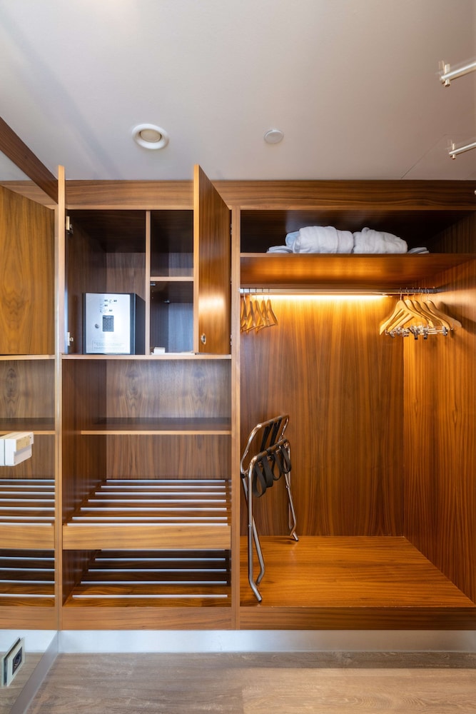 NYX Hotel Erfurt by Leonardo Hotels 10/72
