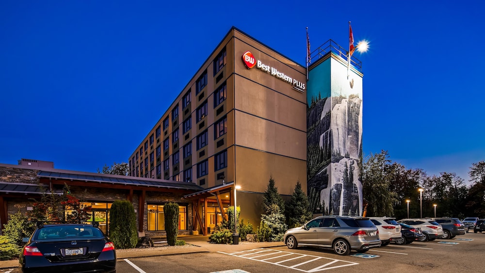 Best Western Plus Barclay Hotel 3/33