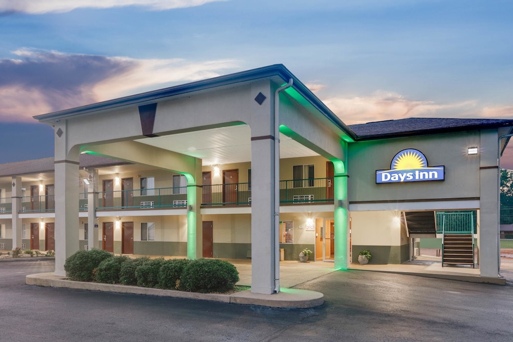 Days Inn by Wyndham Hamilton 3/37