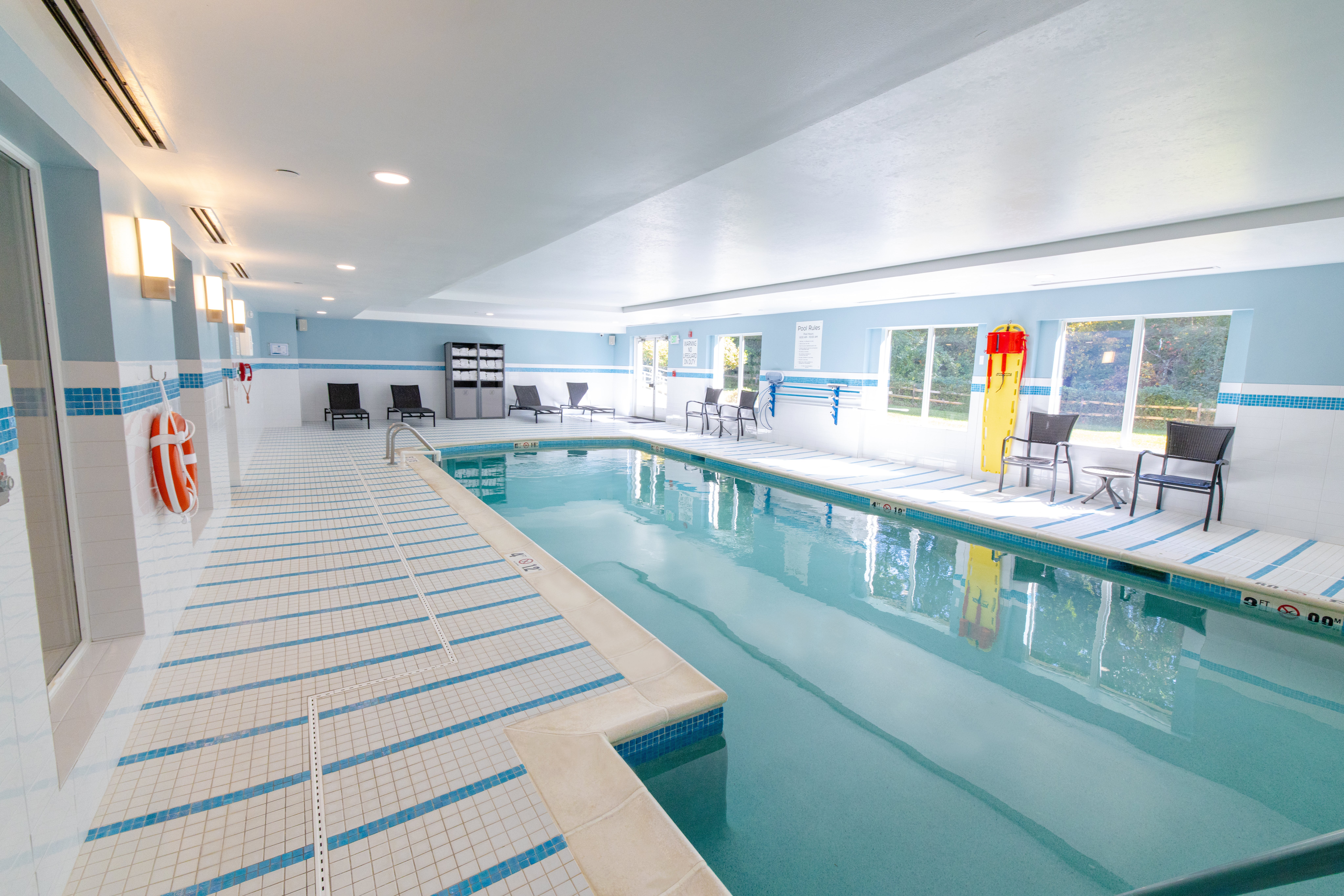 Holiday Inn Express Neptune 37/80