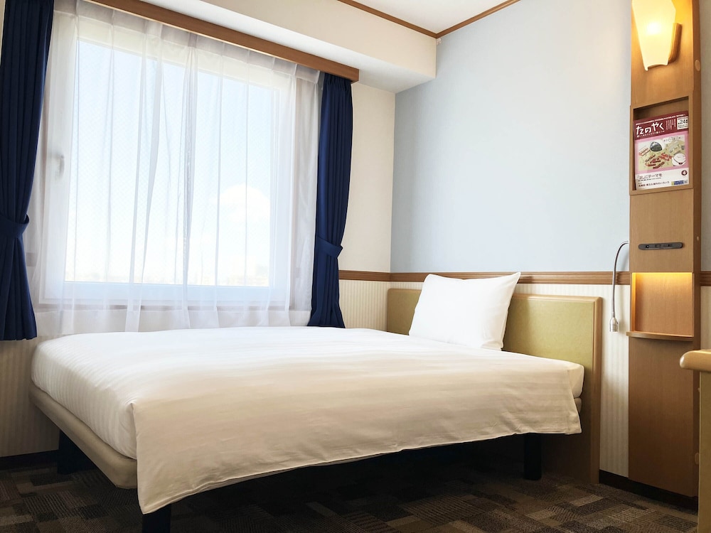 Toyoko Inn Tokyo-eki Shin-Ohashi Mae 16/68