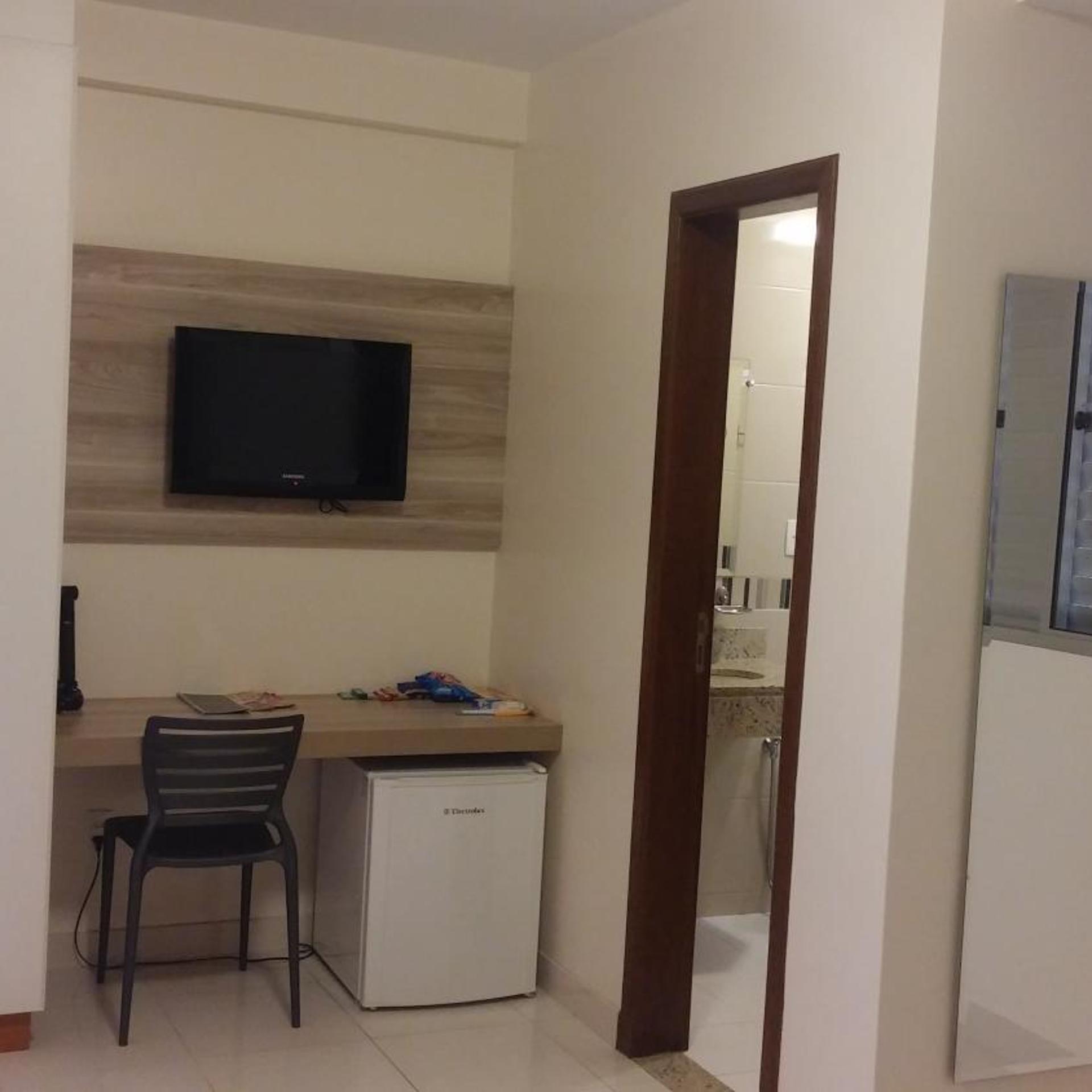 EXECUTIVO HOTEL MONTES CLAROS 30/36