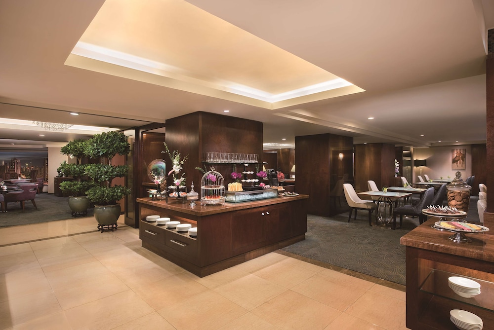 Shangri-La Shenzhen 7/50