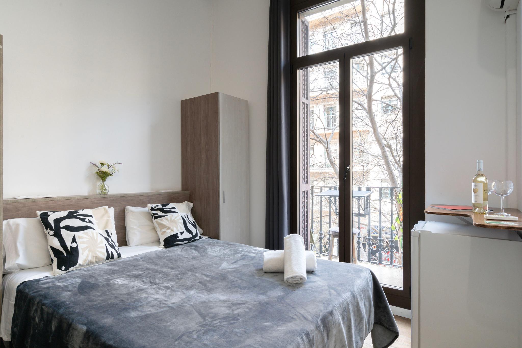 Room, Double or Twin Bed, External Bathroom