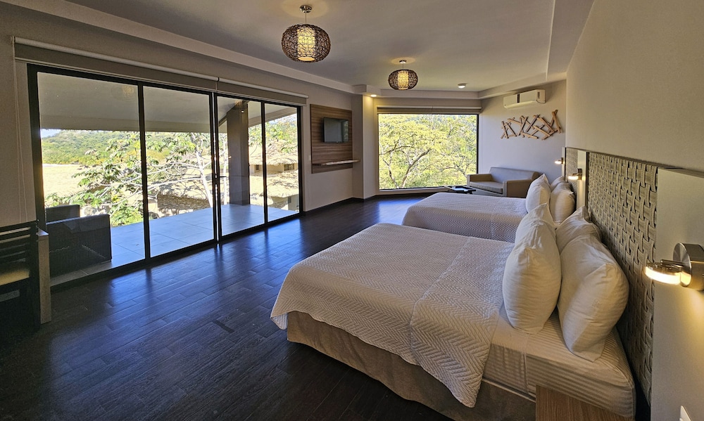 Nammbu Beachfront Bungalows 19/65